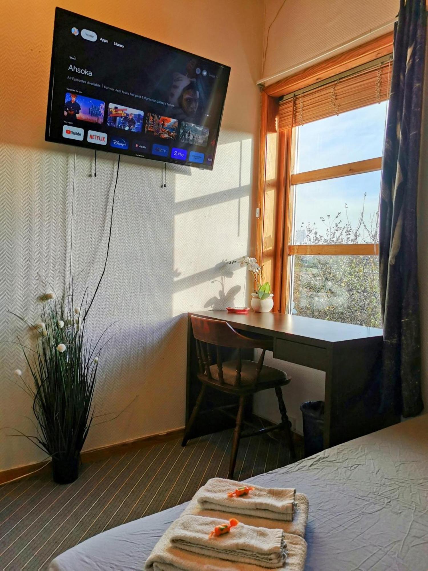Mikael'S Bed & Spa Apartment Санефьор Екстериор снимка